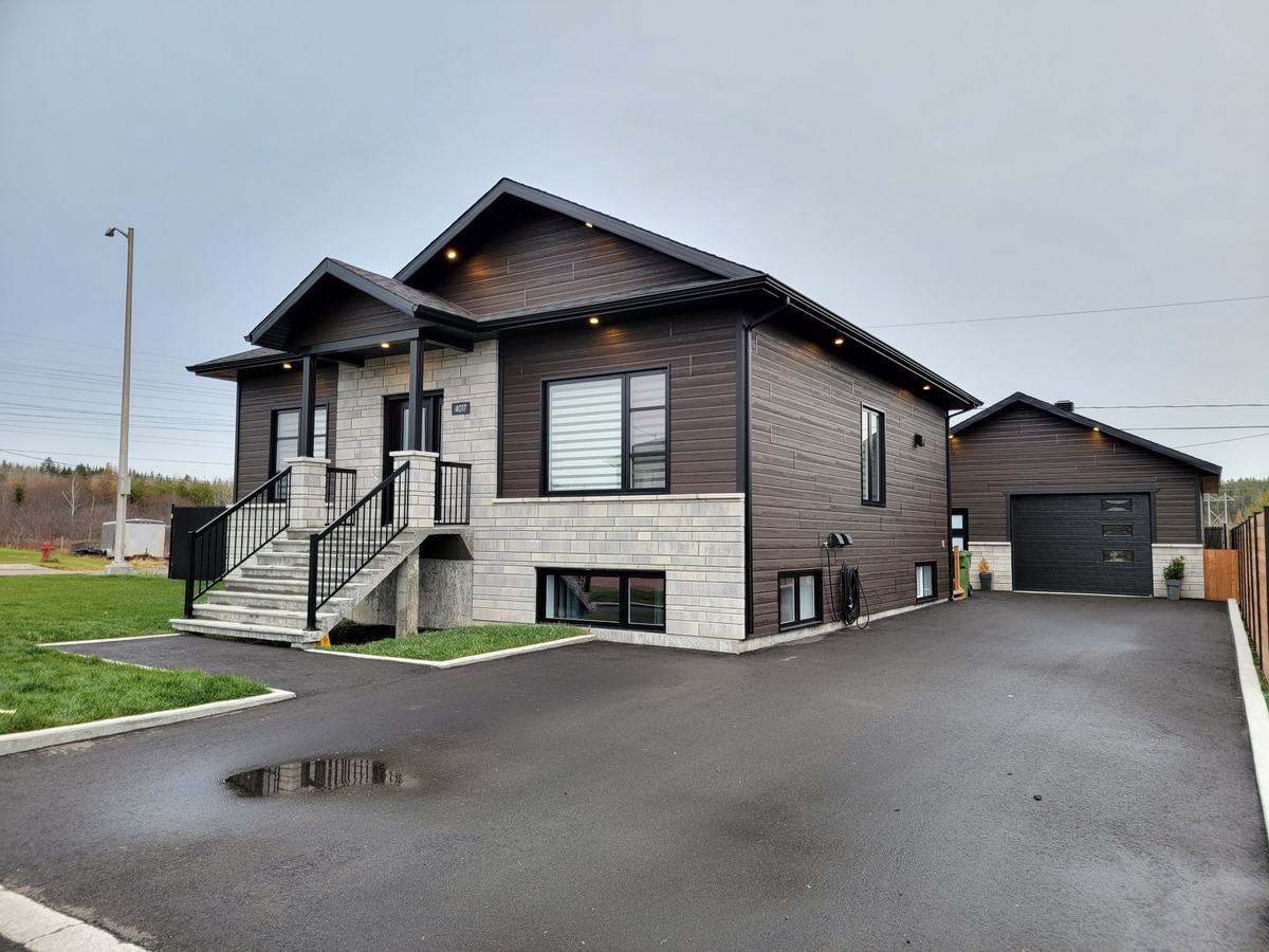 VENDU Maison de plainpied à vendre 4017 Rue des Geysers Saguenay