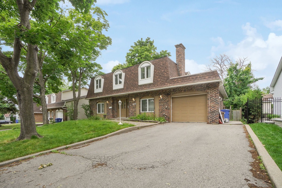 Maison à étages à vendre 102 Boul. Kirkland Kirkland