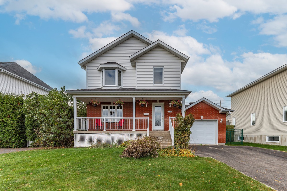 Maison à étages à vendre 1410 Rue CharlesLe Moyne Chambly