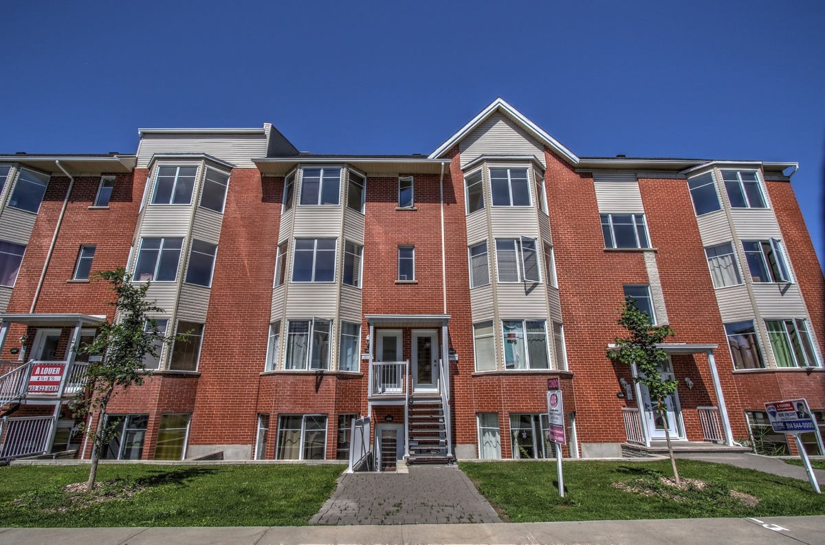 Appartement à vendre 16187 Rue EugénieTessier, app. 401 Montréal