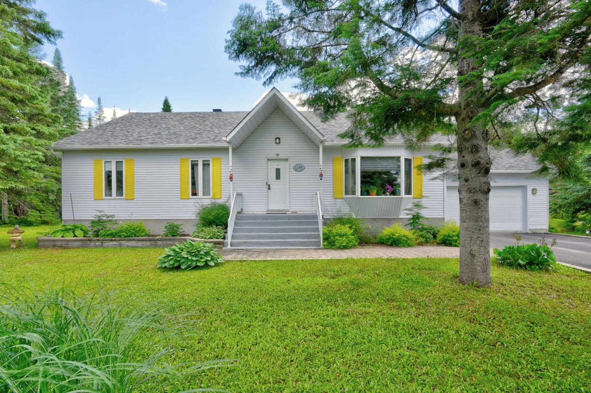 VENDU Maison de plainpied à vendre 54 Rue Évangéline Saint