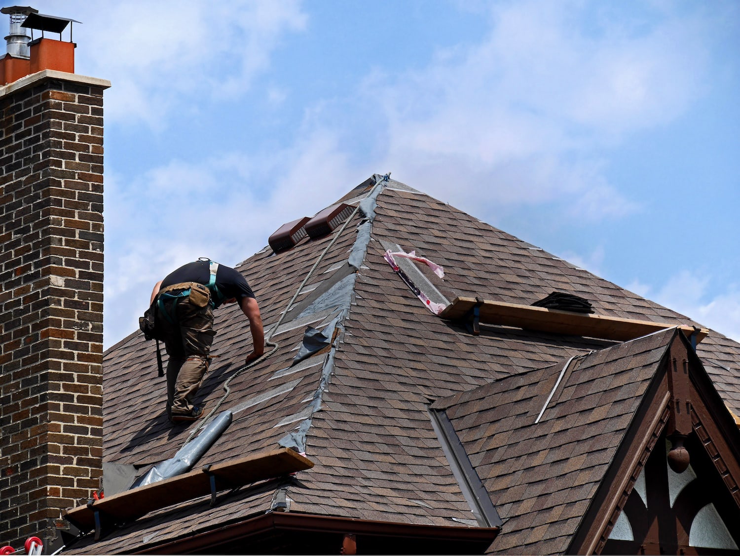 How To Replace Blown Off Shingles A Homeowners Guide