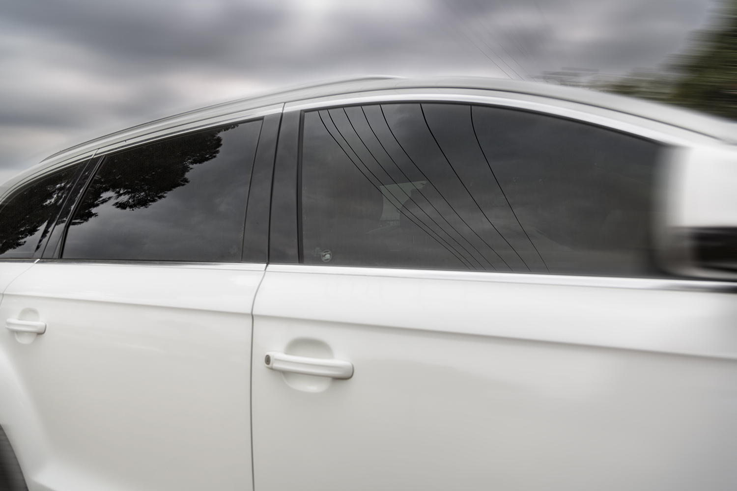 Should you drive with a cracked windshield? – Impala Glass Industries Ltd