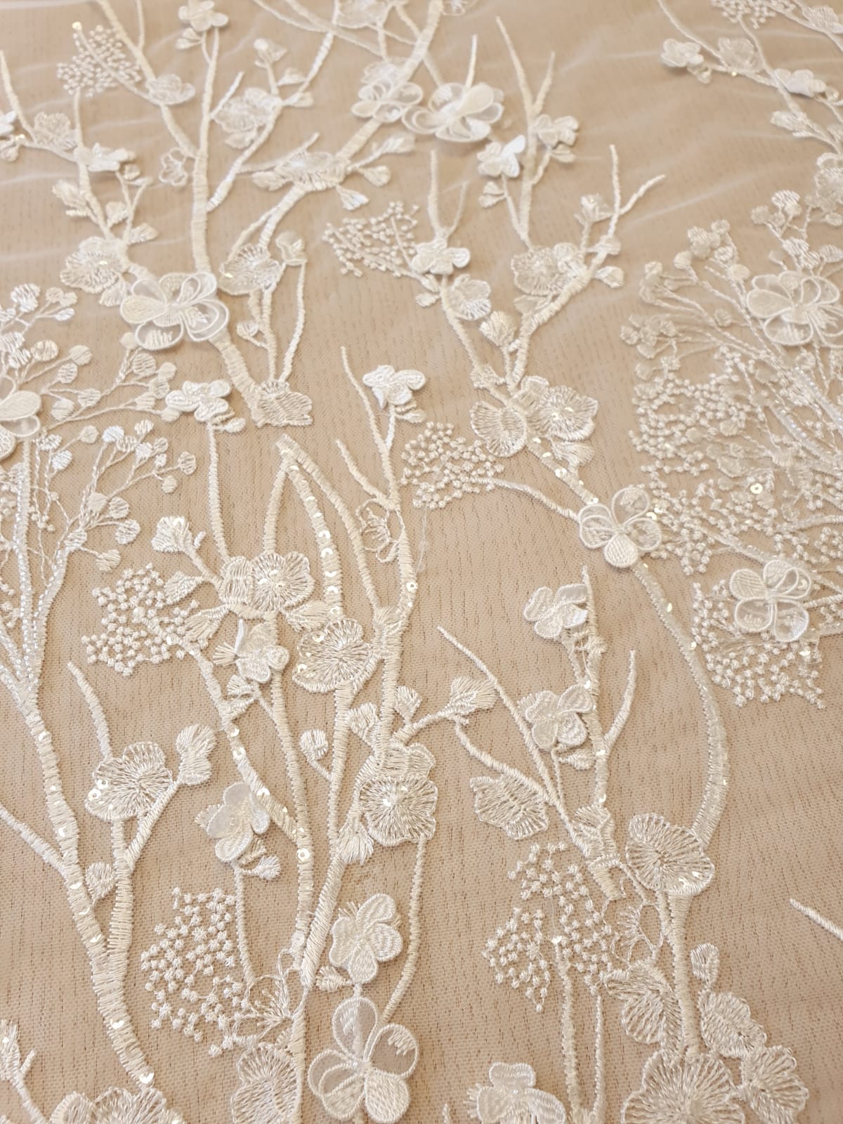 Ivory floral embroidery on tulle fabric 3D lace & embroidery lace