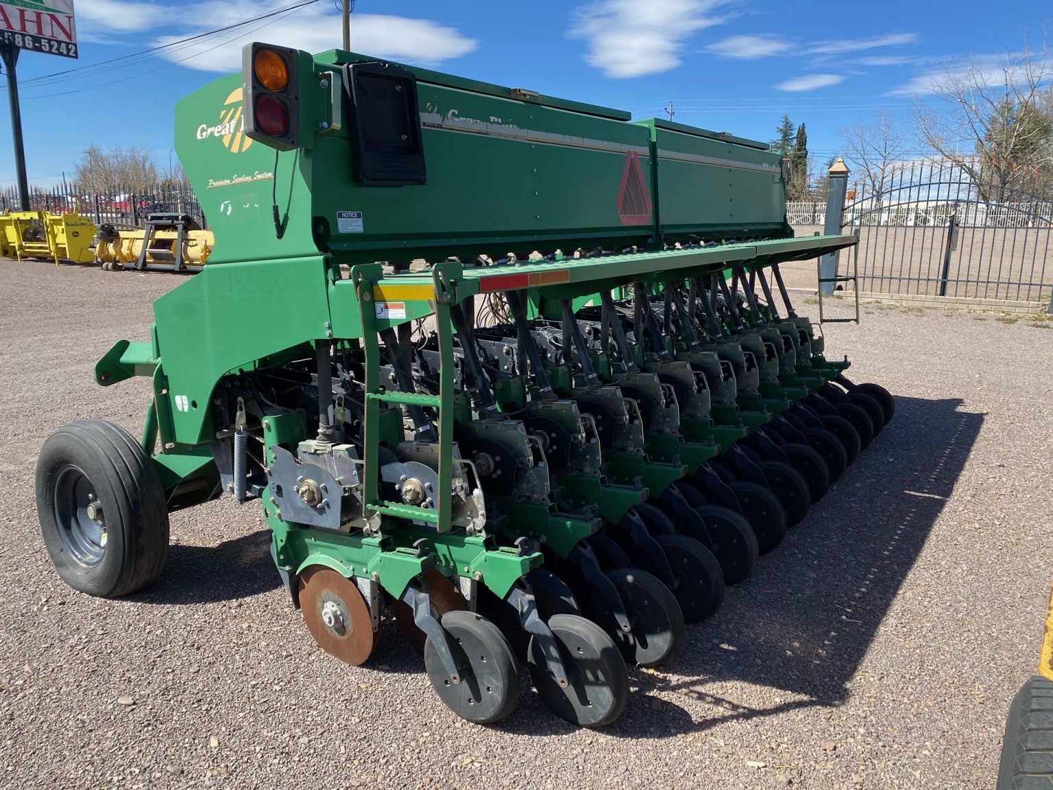 Sembradora Great Plains 1510HDP247514 Krahn Aplicaciones