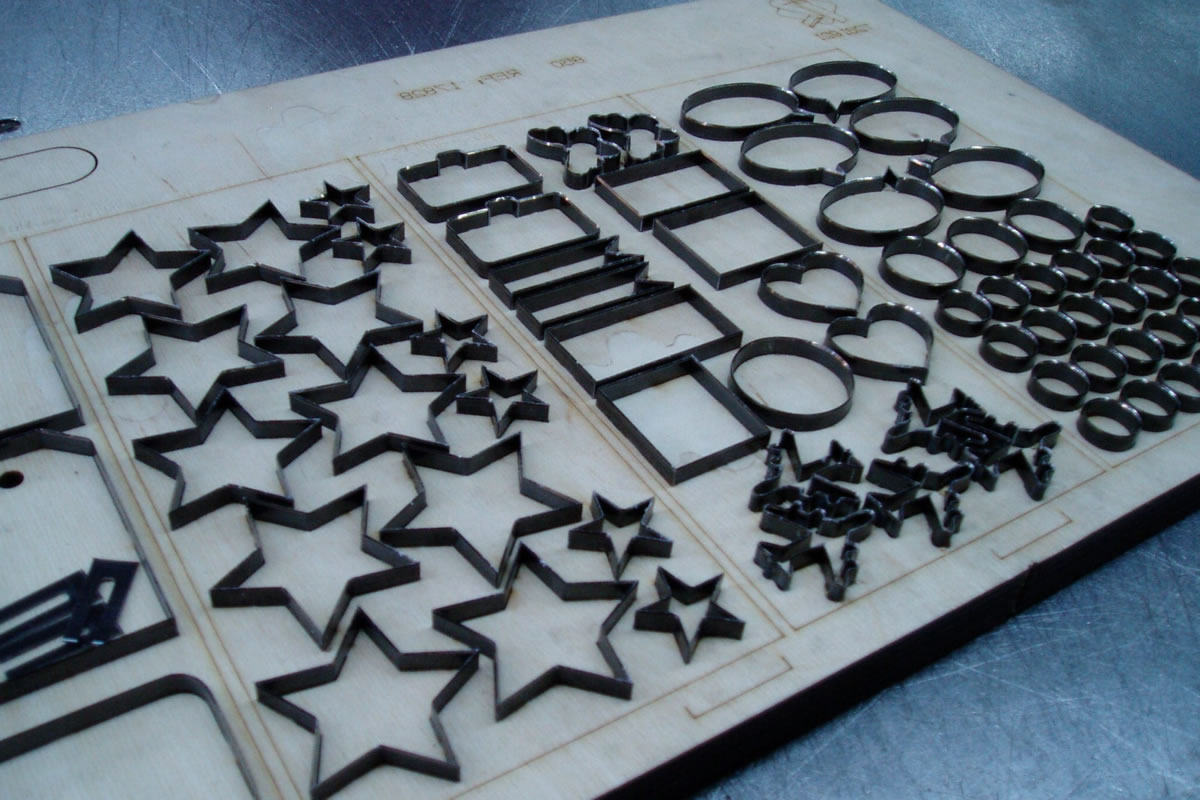 El troquelado qué es un troquel y tipos de troqueladoras