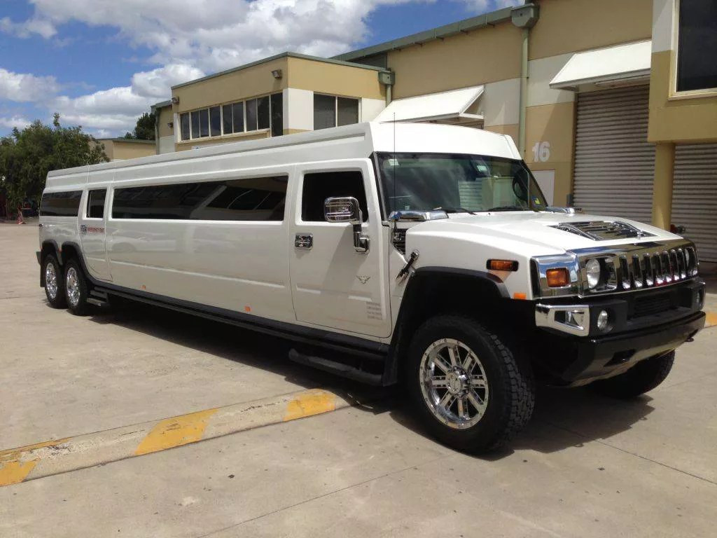 20 Seater White Stretch Hummer Impressive Limousines