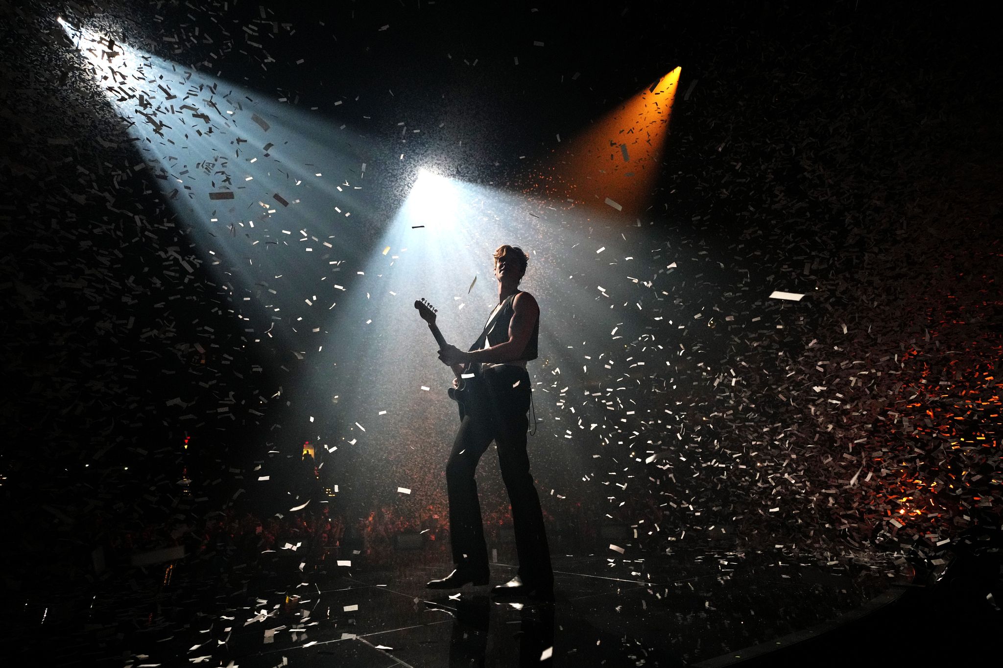 SHAWN MENDES KICKS OFF “WONDER THE WORLD TOUR” WITH SOLD OUT SHOW