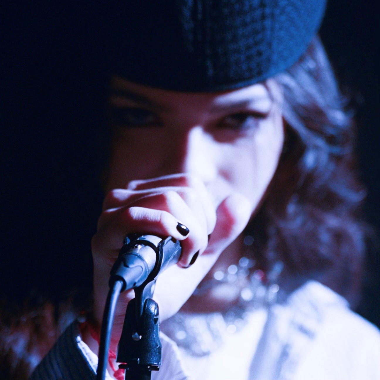 ARI ABDUL RELEASES NEW SINGLE “HAUNT YOUR DREAMS”