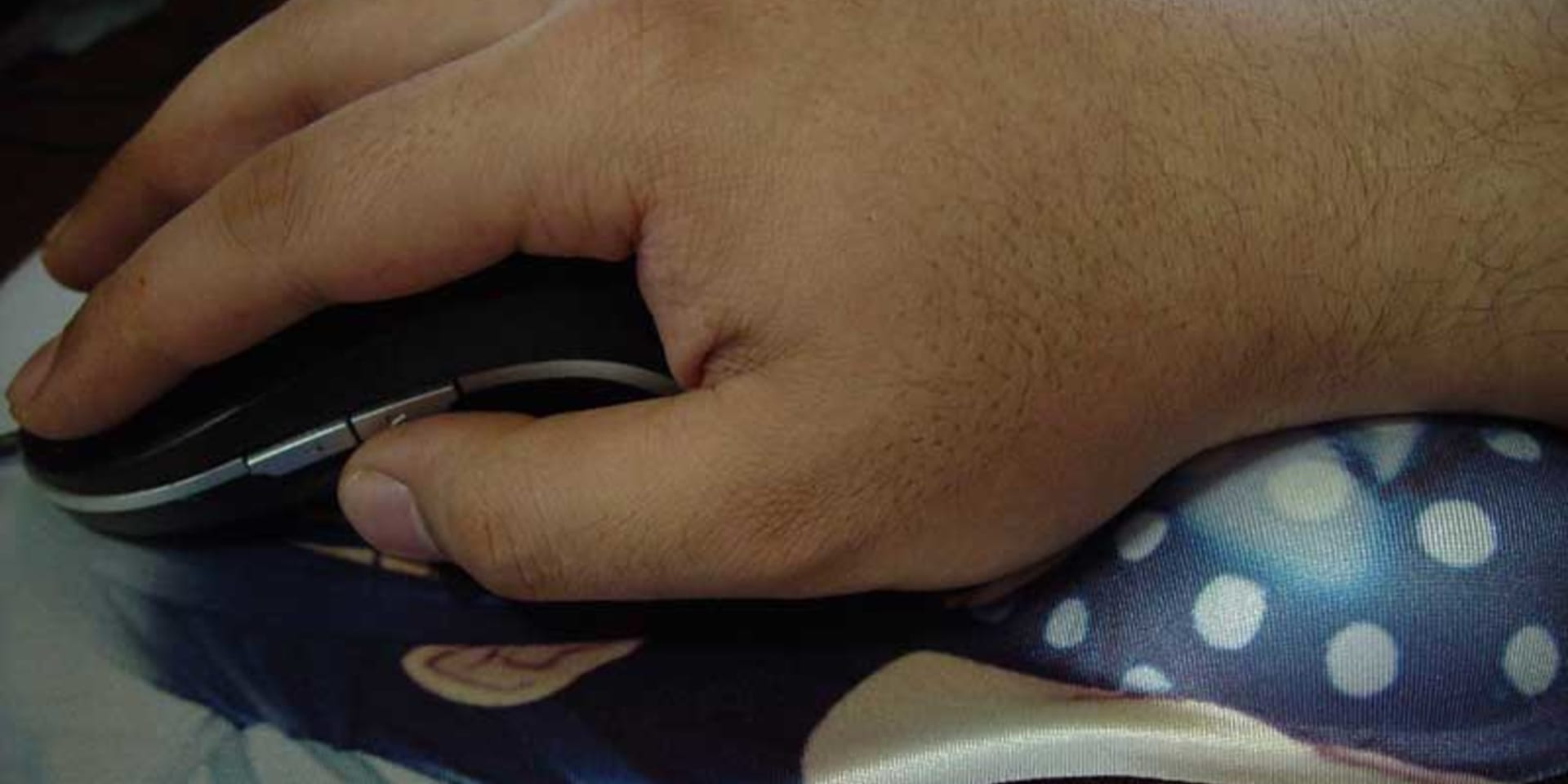 Mouse Pad Wrist Rest (Good or Bad?) Improve Workspace