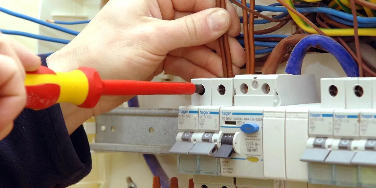 Consumer Unit / Fuse Box Installation Impulse Electrical NICEIC Apprv.