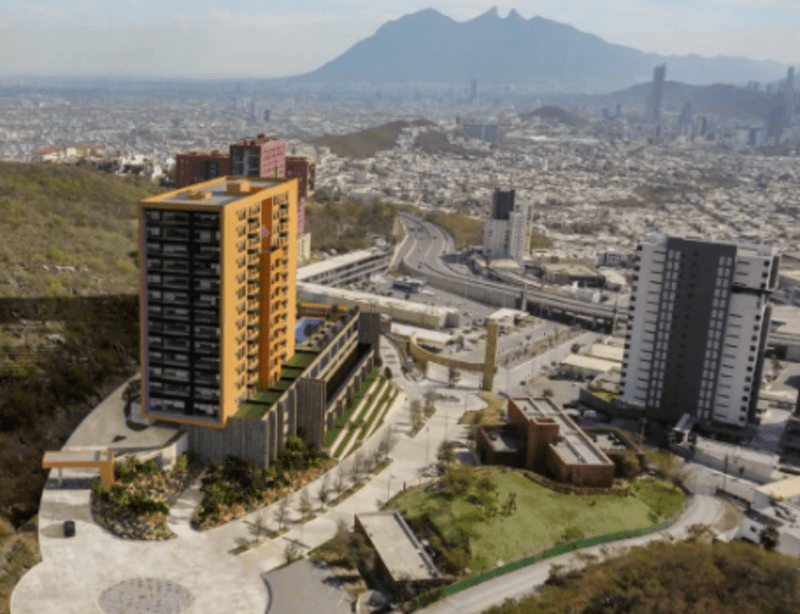 Zafiro, Desarrollo en colonia Colinas de San Jerónimo, Monterrey La Haus