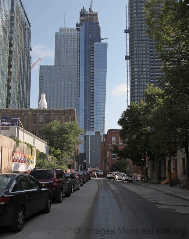L'Avenue Condos CentreVille Montreal