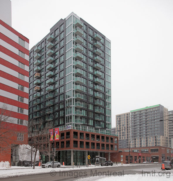 Le Neuville Montréal