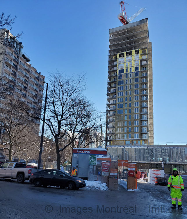 Alexander Apartments Downtown Montreal