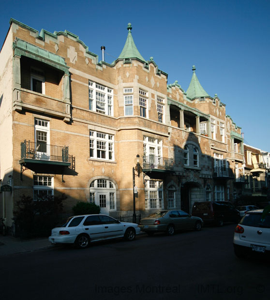 Frontenac Apartements Plateau MontRoyal Montreal