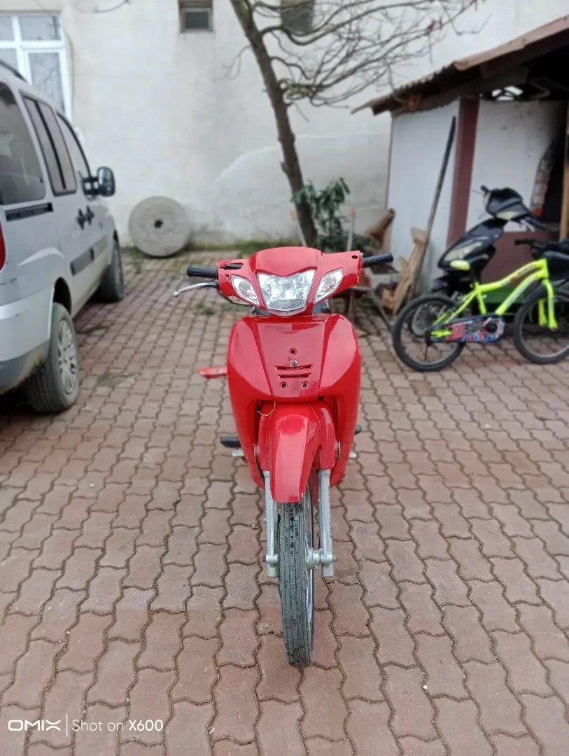 Temizinden KANUNİ TİGRİNA 100 Motosiklet 1676886036