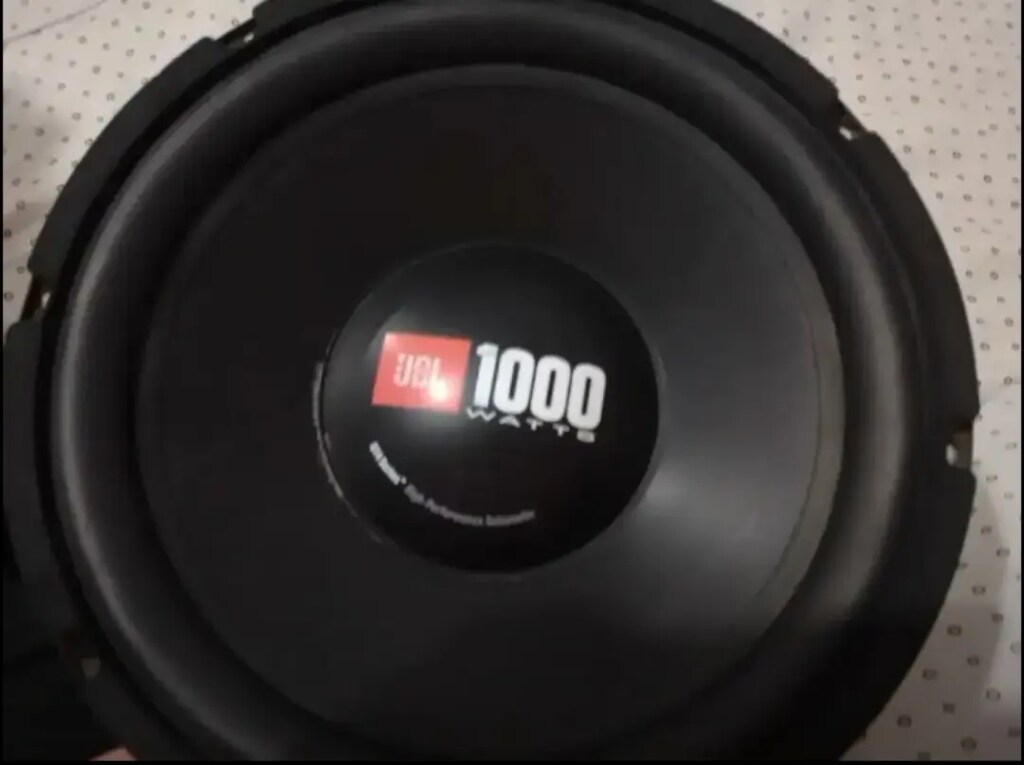KABİNLİ Jbl 1000 w 250 rms eski seri Amerikan bass 30 cm bass takas