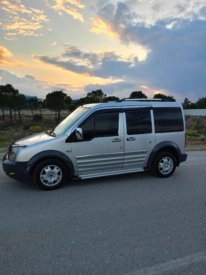 Sahibinden satılık fort 2008 Araba 1678906396