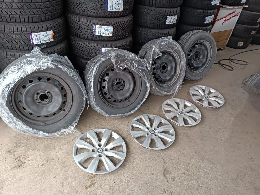 Clio 5 jant lastik takımı 2023 4 ay cikisli Jant ve Lastik 1672185232