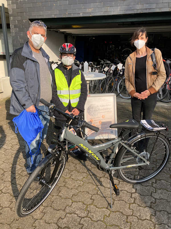 Ein Fahrrad für jedes Kind Mobile Nachbarn statten
