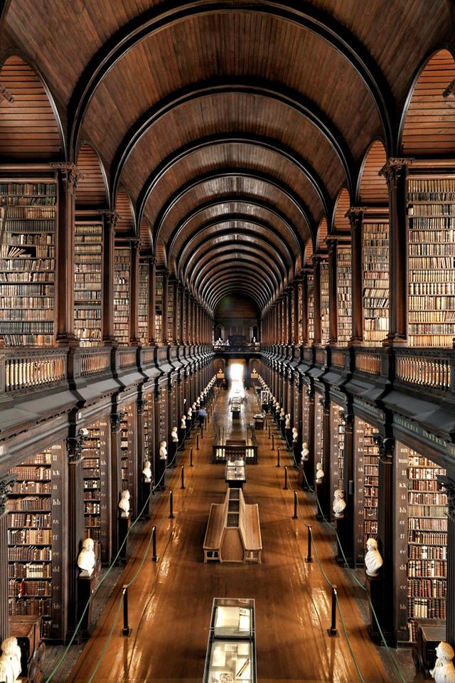 Taking a look at Ireland’s Trinity College Library INALJ