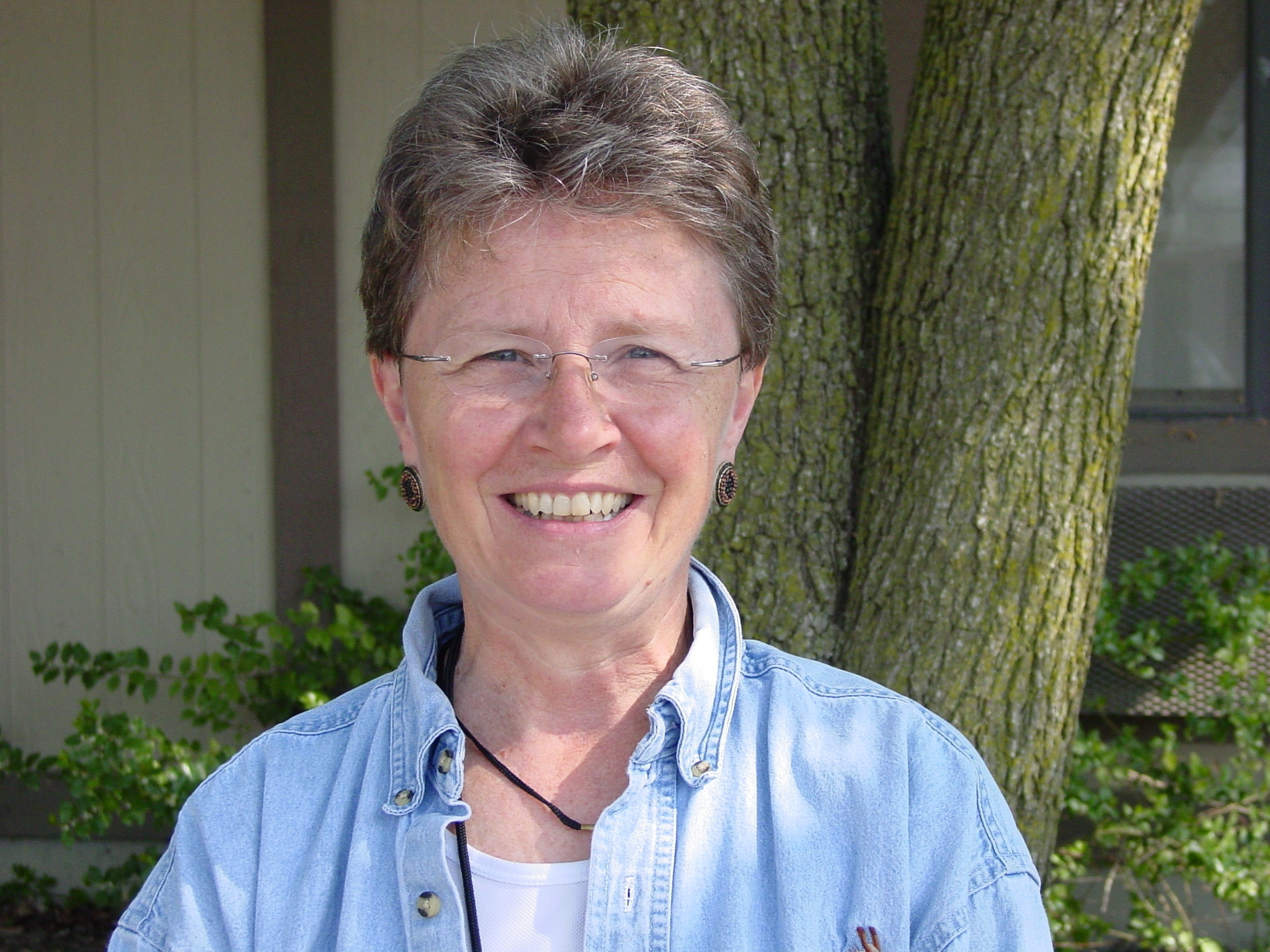 Sheila Campbell, Columbus Zoo Librarian INALJ
