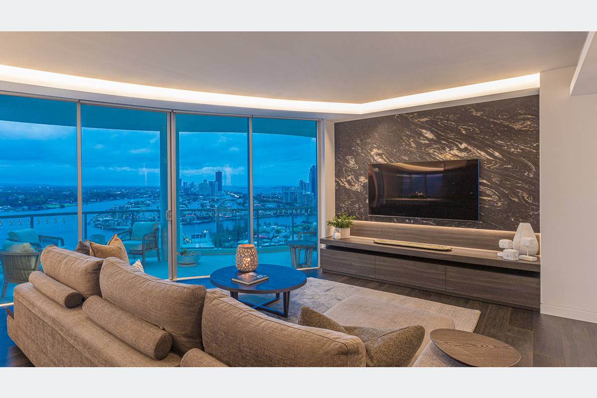 Surfers Paradise Apartment