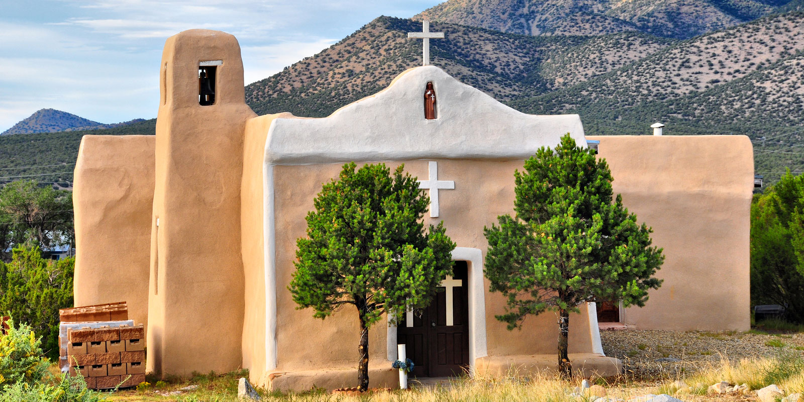 Travel the Turquoise Trail In & Around