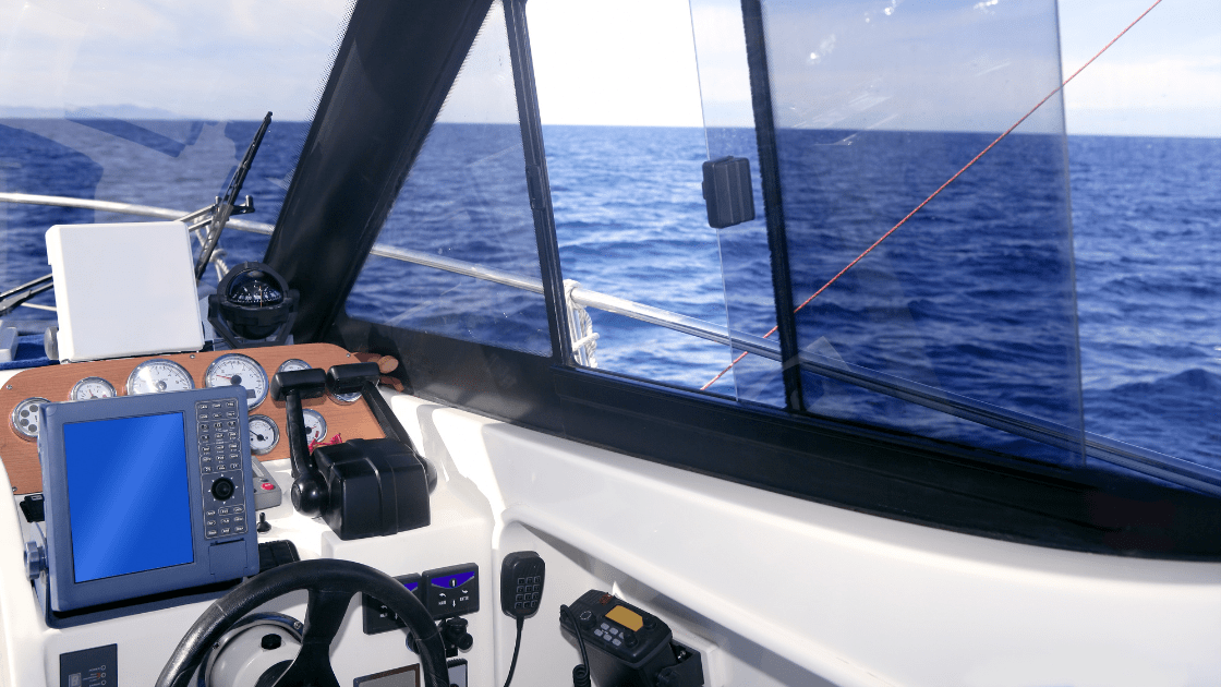 Everything Boaters Need to Know about VHF Radios, Licensing & MMSI