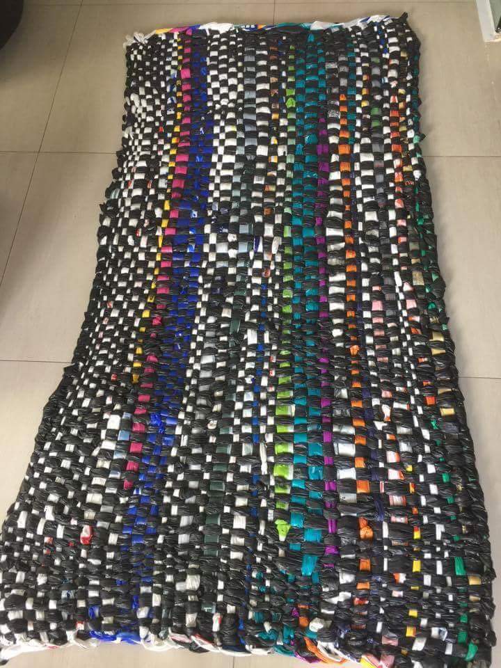 How to make mats for the homeless out of plastic bags.