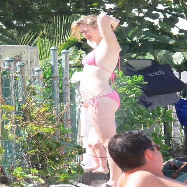 50 Ashley Johnson Sexy and Hot Bikini Pictures - Inbloon