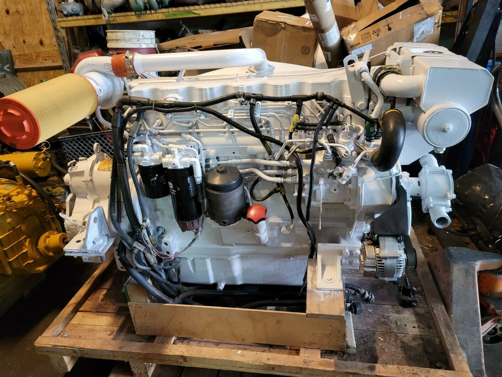 John Deere 6081 Marine Diesel engine rated 375HP TRANSMISSION TWIN DISC