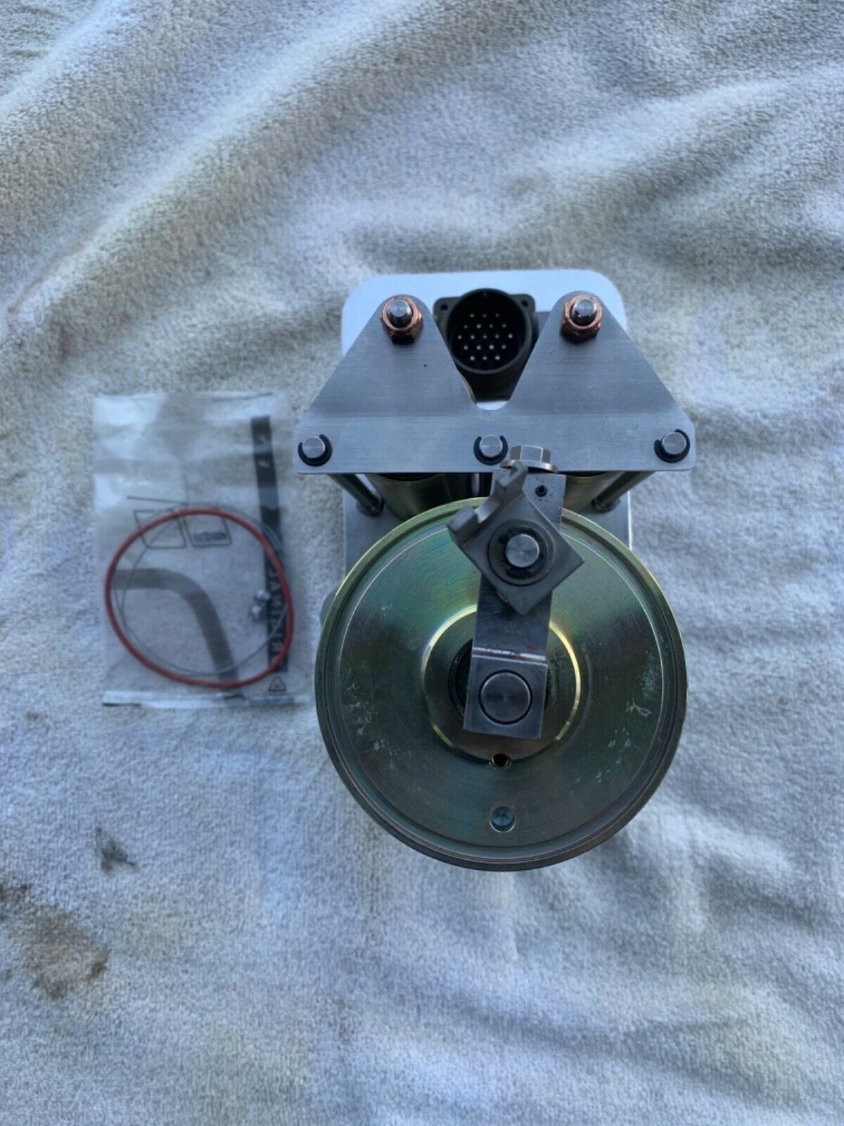 Mtu / Bosch Fuel Injection Pump Governor no. 5080604298, 8v/12v 396