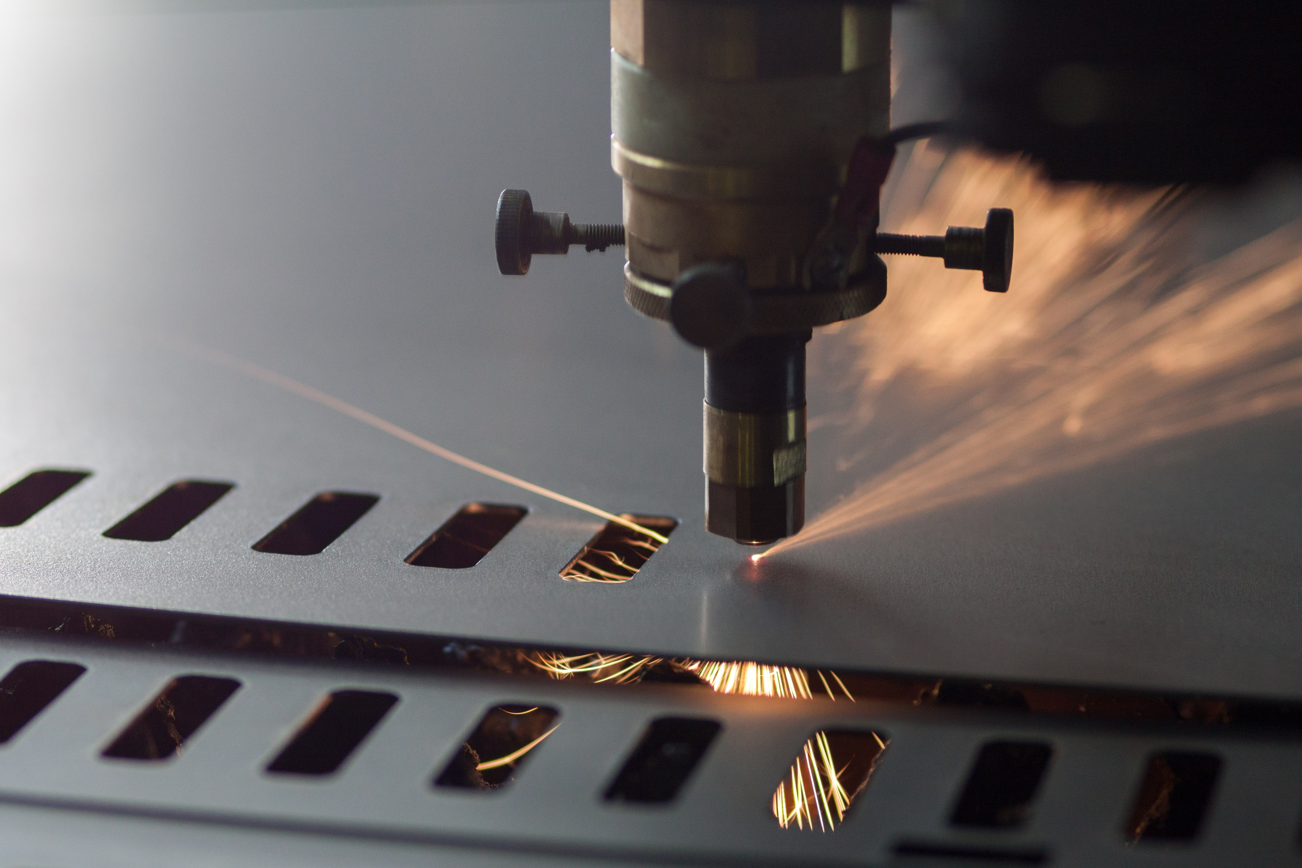 When is it Appropriate to Use Laser Cutting Vs. Waterjet Cutting?