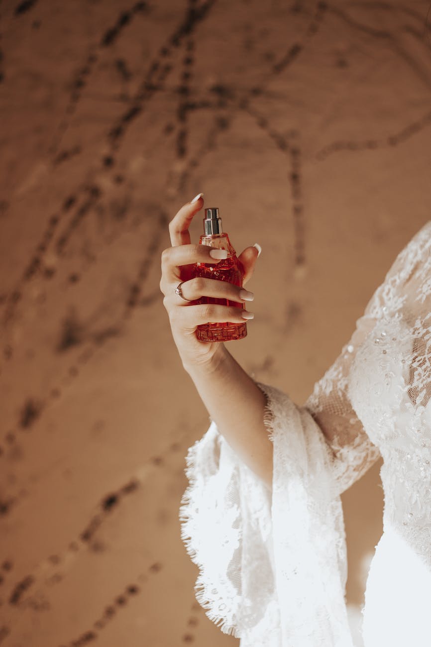 Tips to make your perfume last all day INC Models