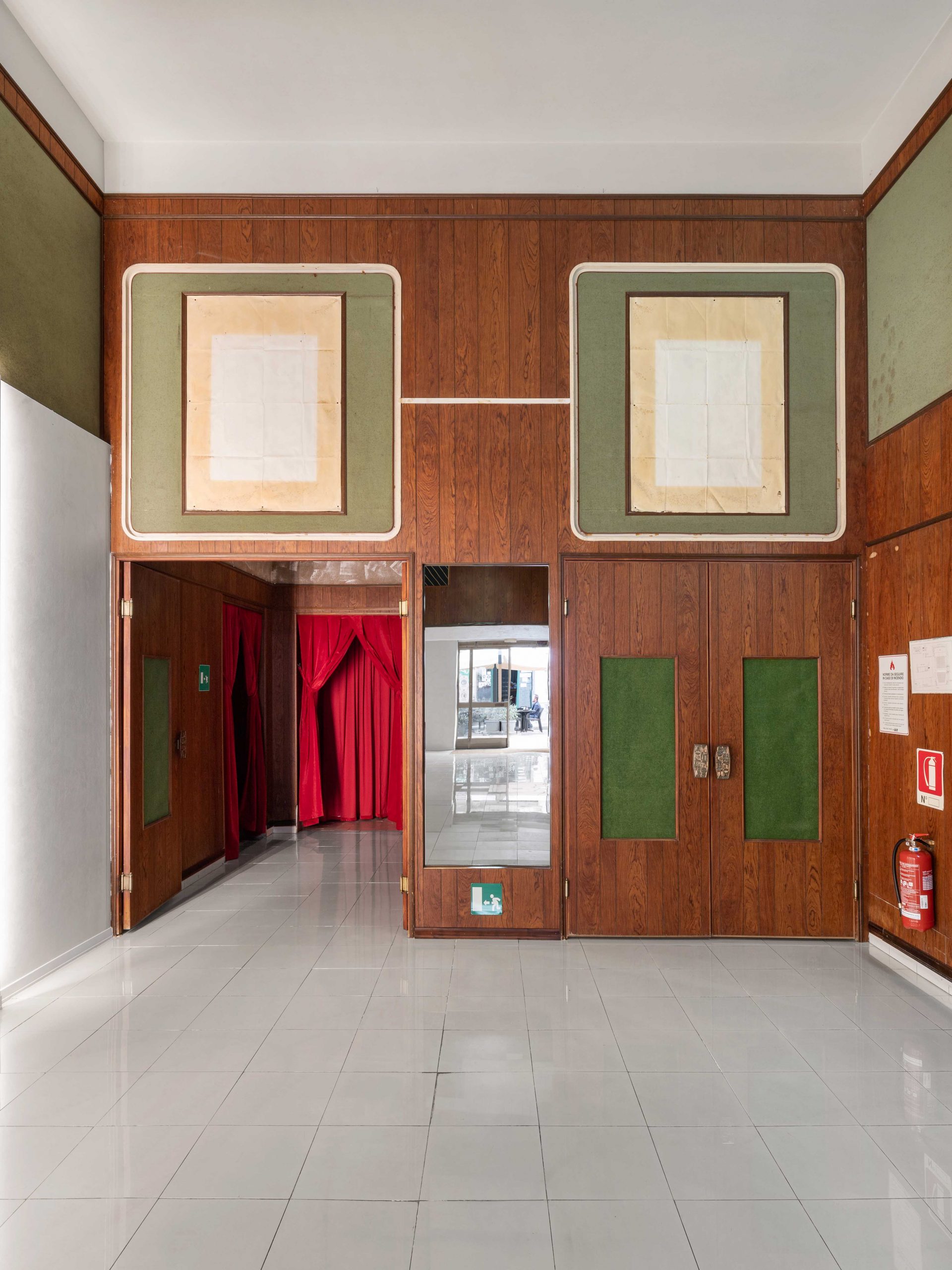 Diego Marcon The Parents' Room [20202021] INCURVA