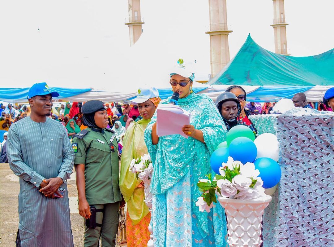 Speaker’s Wife, Fatima Abbas, Empowers Widows, Vulnerable People In