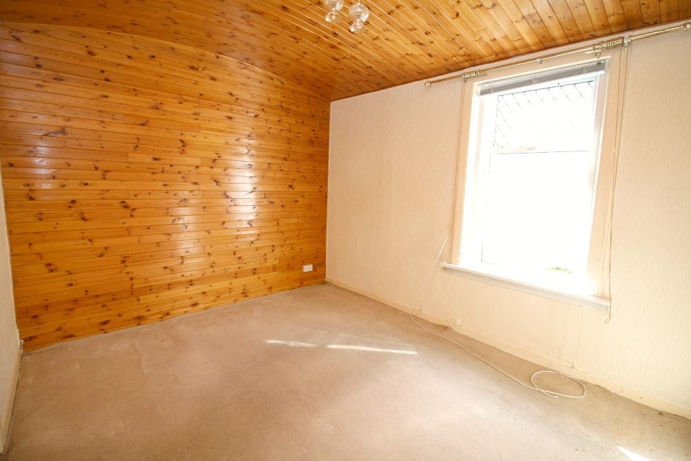 6 Victoria Street, Newmains, North Lanarkshire, ML2 9BQ Independent