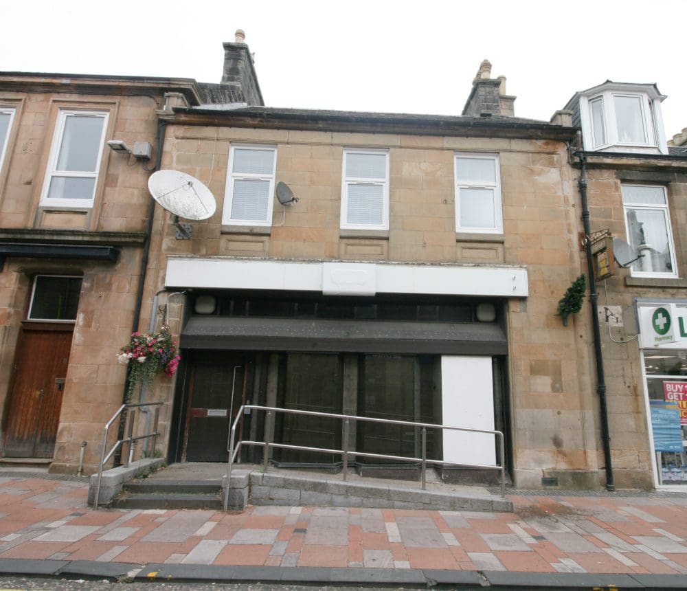 15 High Street Carluke ML8 4AL Independent Estates