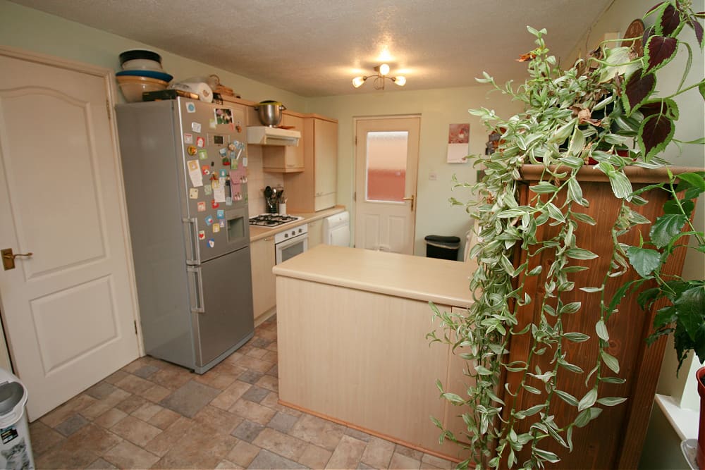 26 Cooper Avenue Carluke ML8 5US Independent Estates