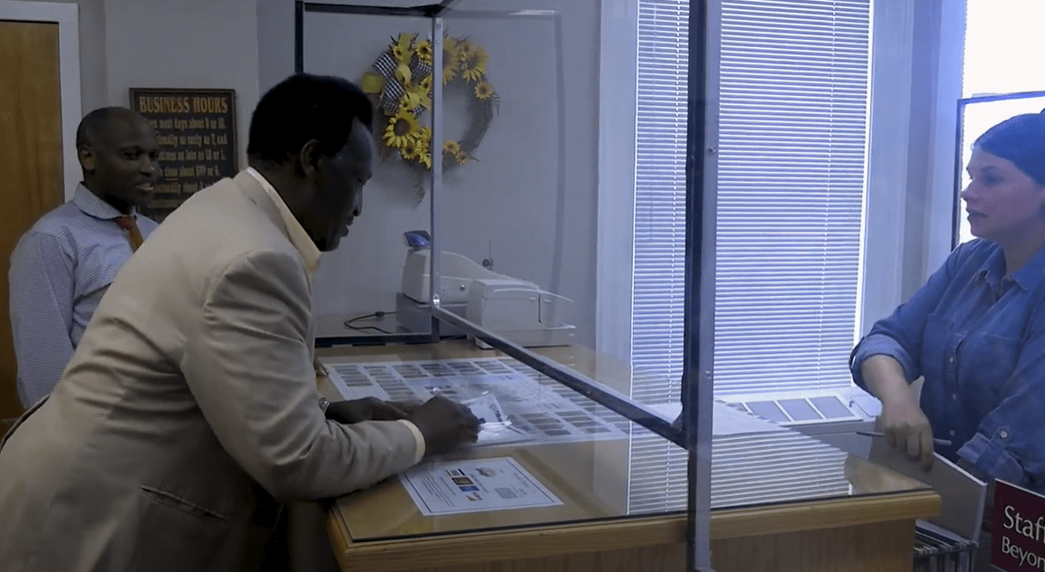 SOS Scanlan Shows New Americans How To Vote in NH in New Video