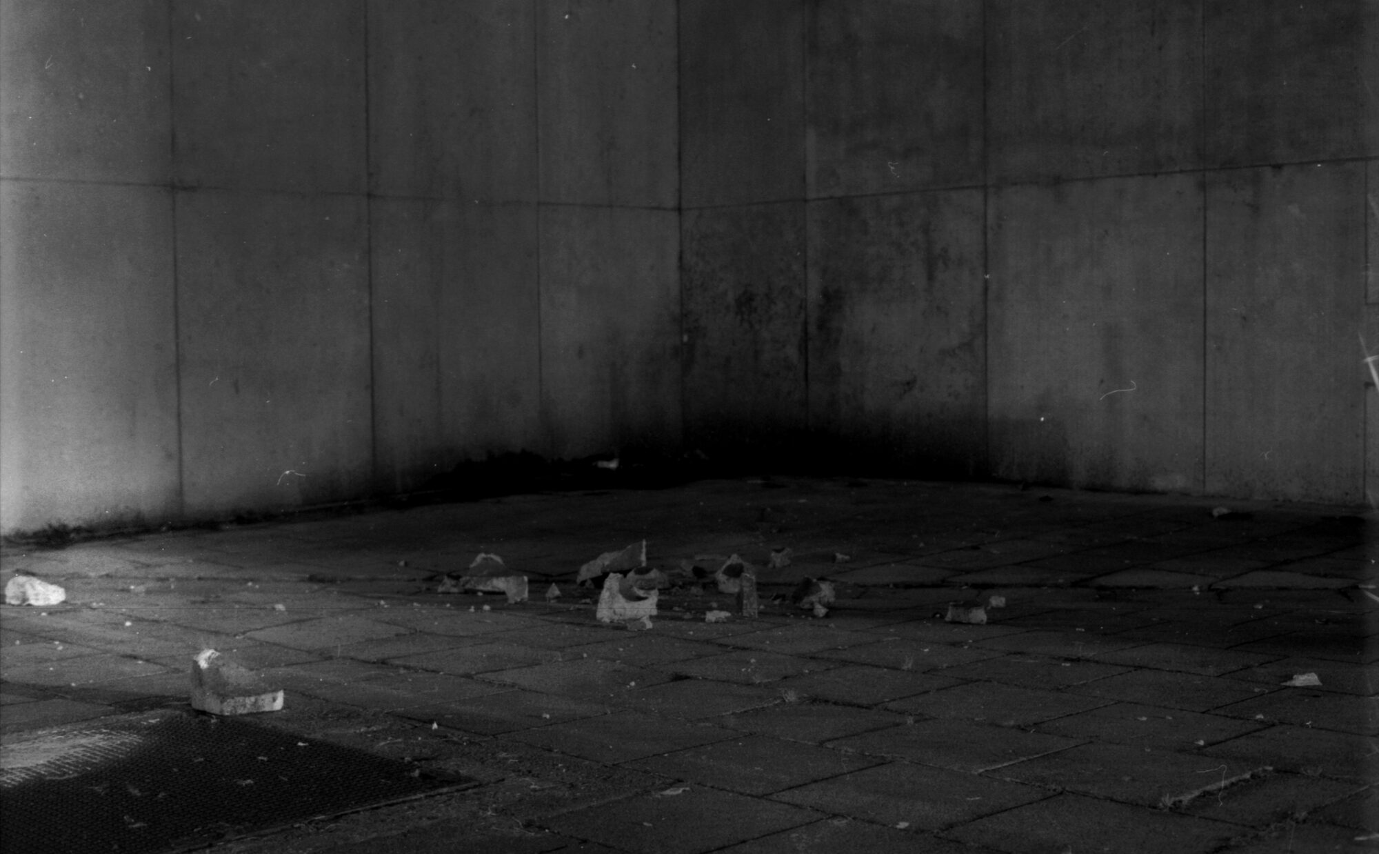 Dark Corner walks, by Clément Thiry — nadine