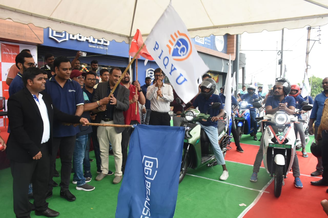 BGAUSS to deliver 2000 electric vehicles to PIQYU’s delivery partners