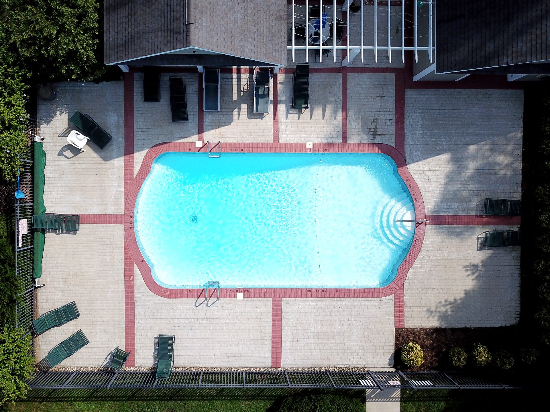 Pools Indiana Pools & Spas, Inc.