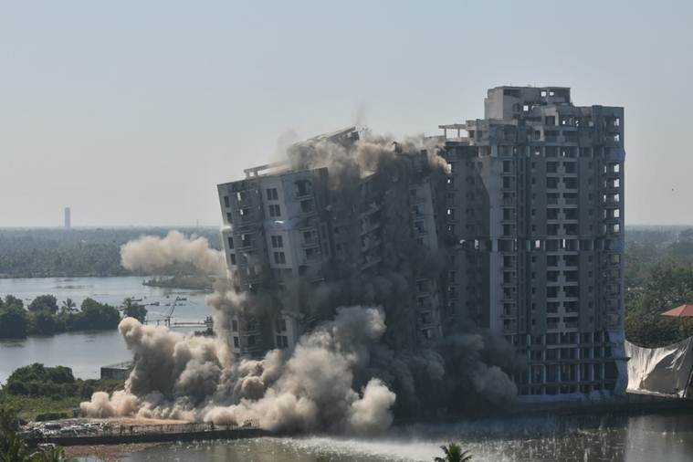 Maradu flats demolition Highlights Last of the 4 illegal apartment