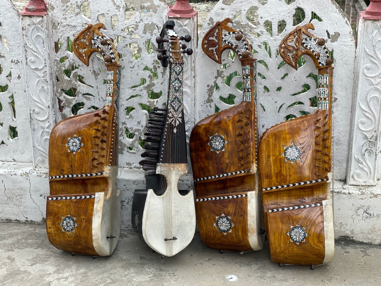 At Pune’s FTII, a Kashmiri musician performs to popularise traditional