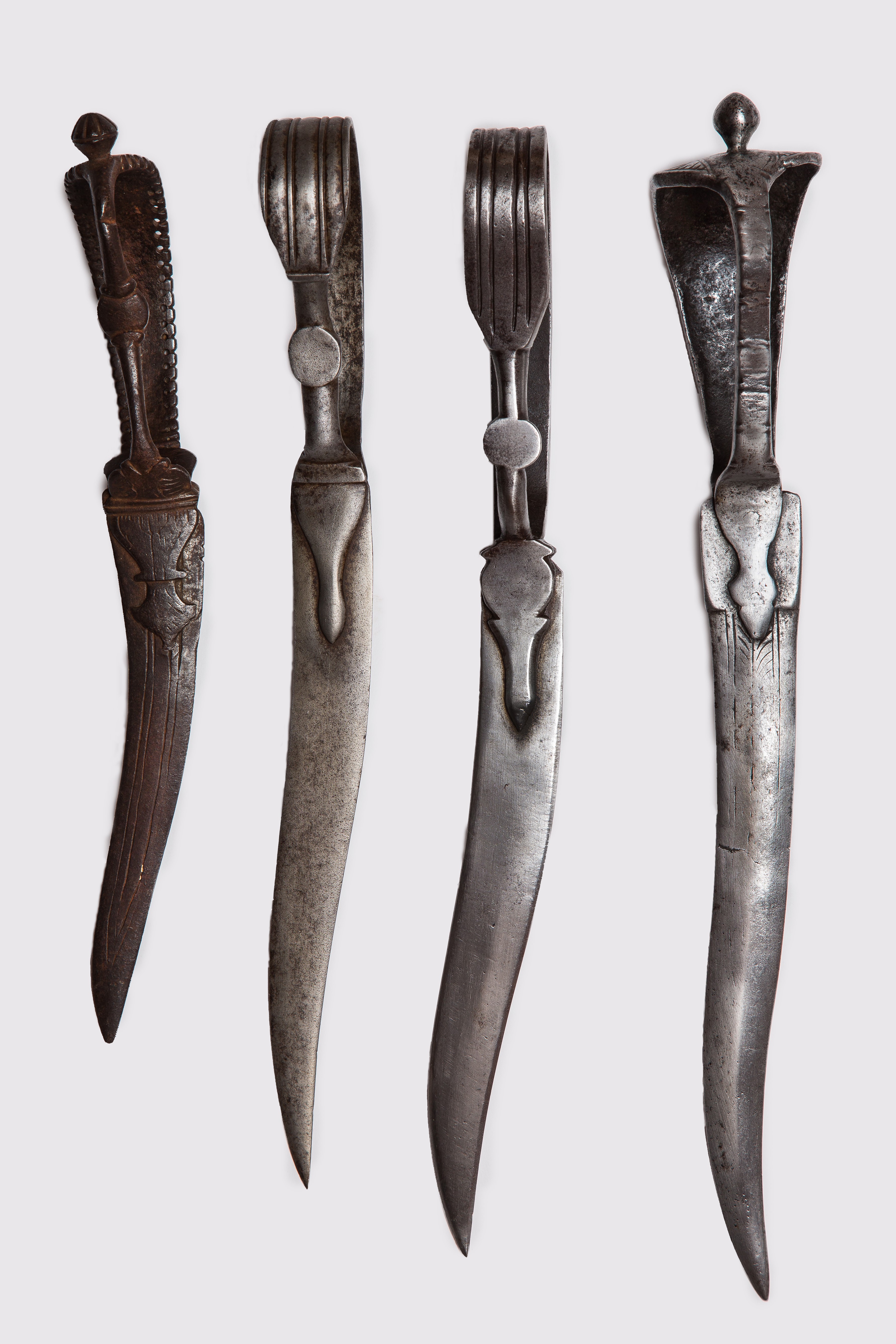 Daggers in Indian martial arts Traditional military practices in