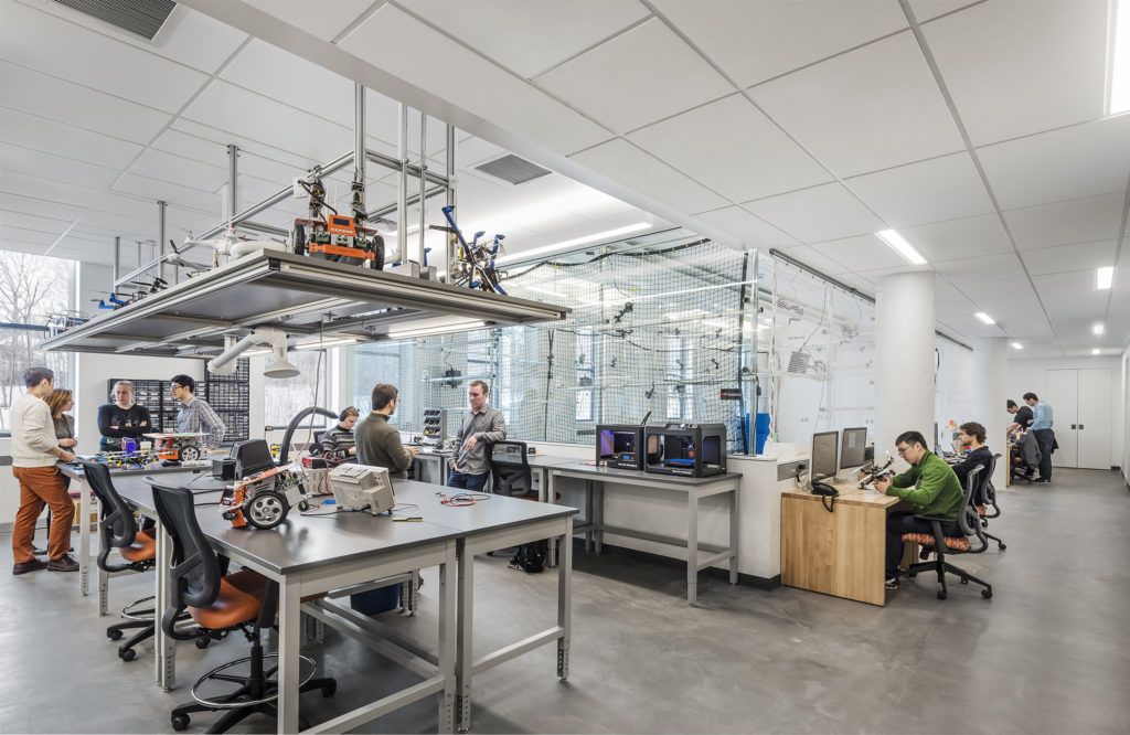 Setup a Robotics Lab in your campus with Indian Institute of Robotics