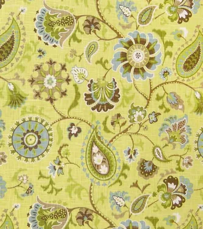 Are Valances Dated and Out of Style in 2023?